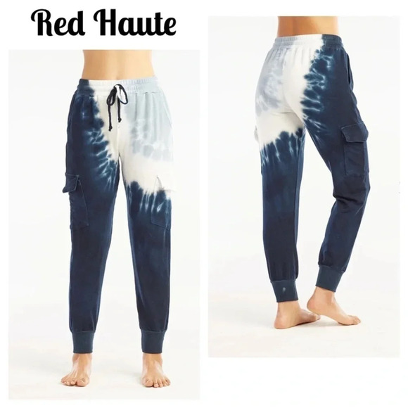 Red Haute Cargo Jogger in Ocean S - Picture 1 of 15